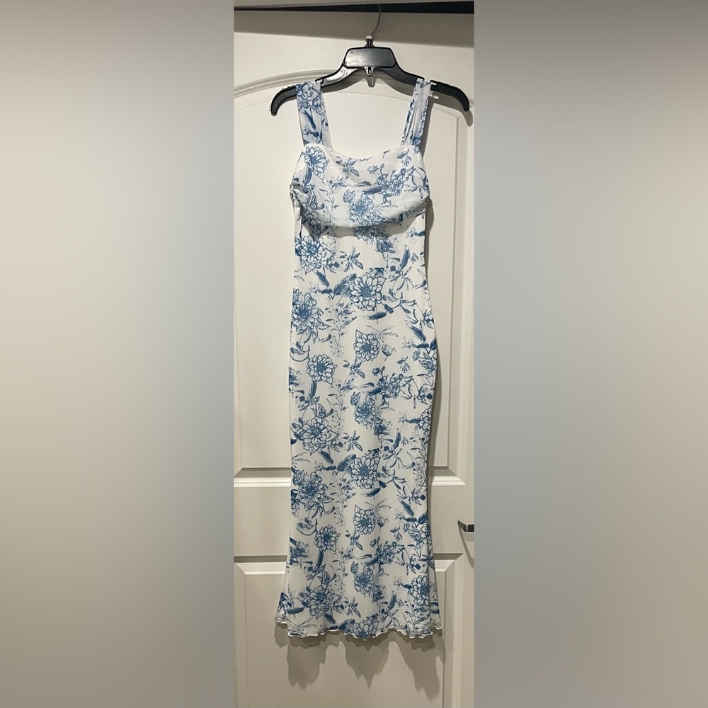 Floral Blue and White Mesh Midi Dress